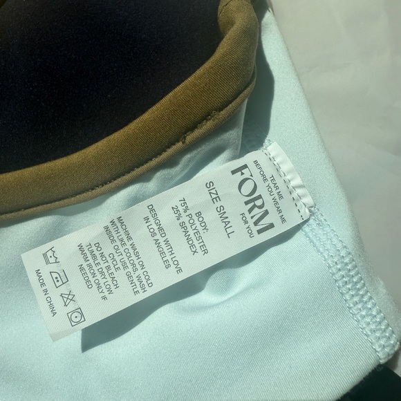 NWT Form Reversible Racer Bra - Picture 7 of 8